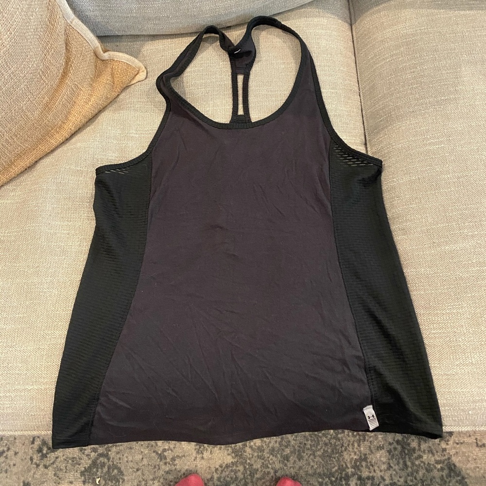 Under Armour tank